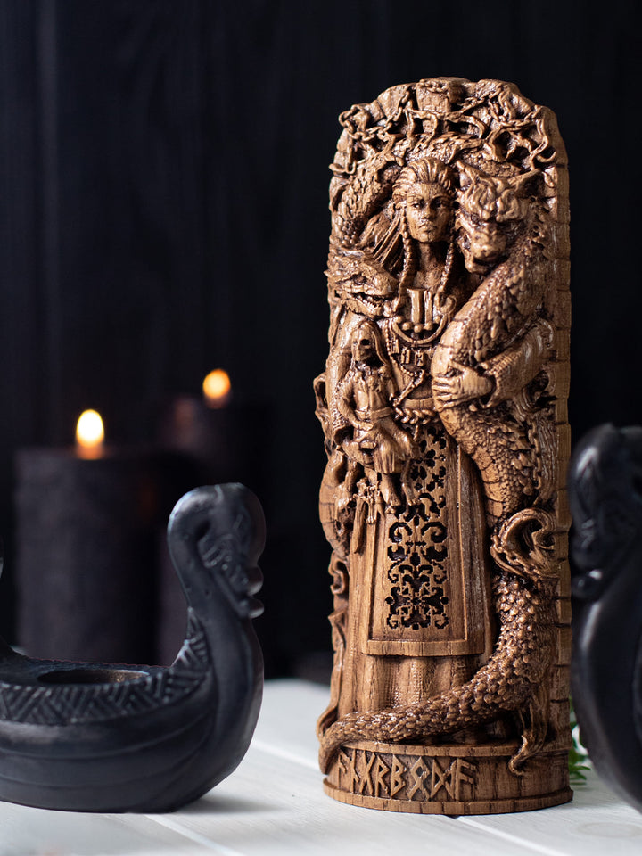 Angrboda Statue - Norse Giantess with her kids Hel, Fenrir and Jormungandr