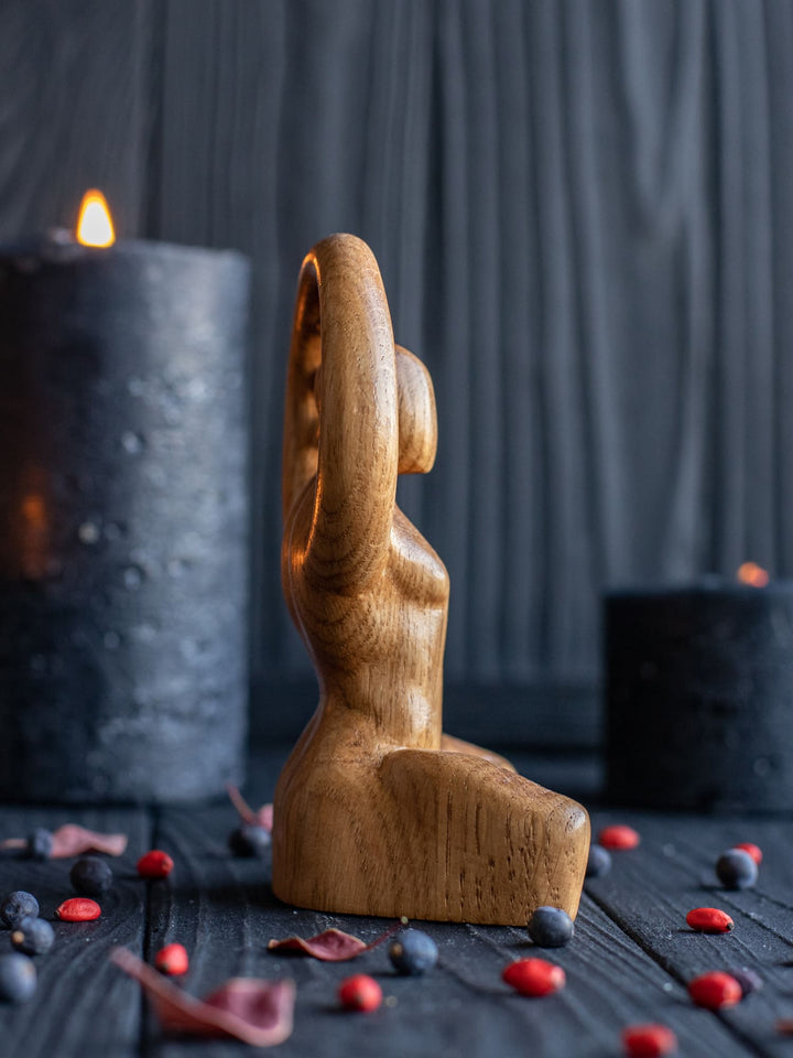 Horned God statue: Minimalist figurine of Cernunnos