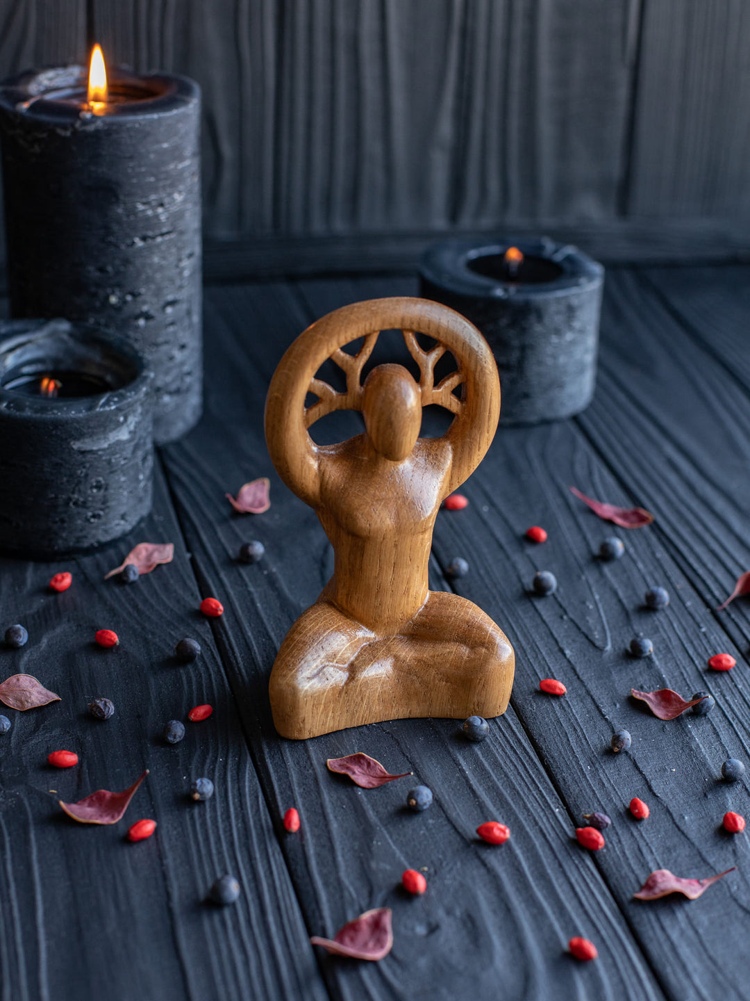 Horned God statue: Minimalist figurine of Cernunnos