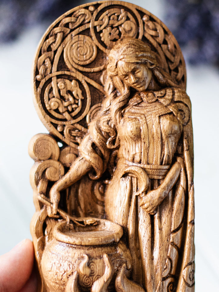 Ceridwen Figure - Celtic Goddess Brewing Potion with Transformation Cycle
