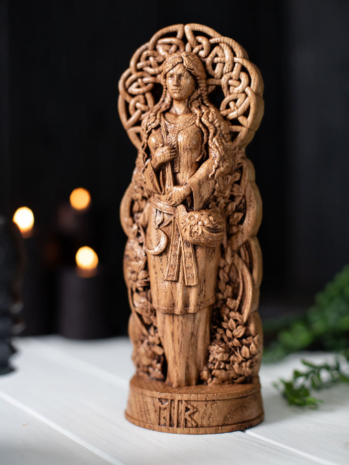 Eir, Norse Goddess, Wooden statue, for Pagan Altar kit