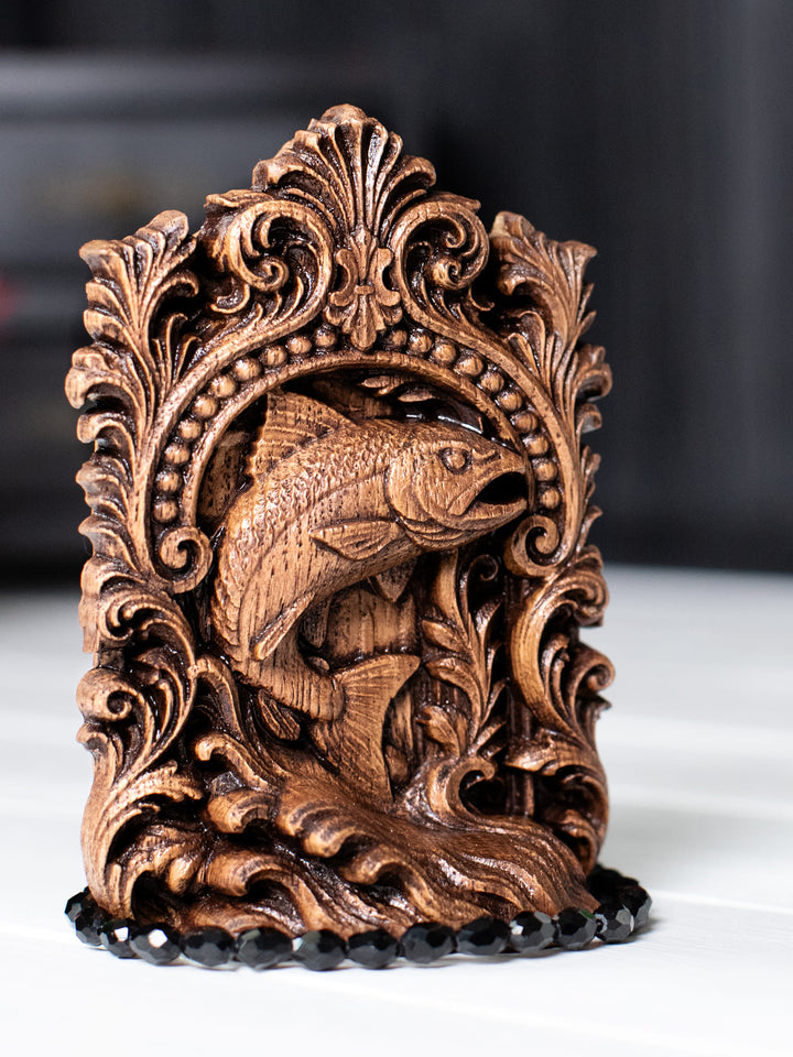 Salmon Totem Statue – Wooden Fish & Salmon Spirit Figurine