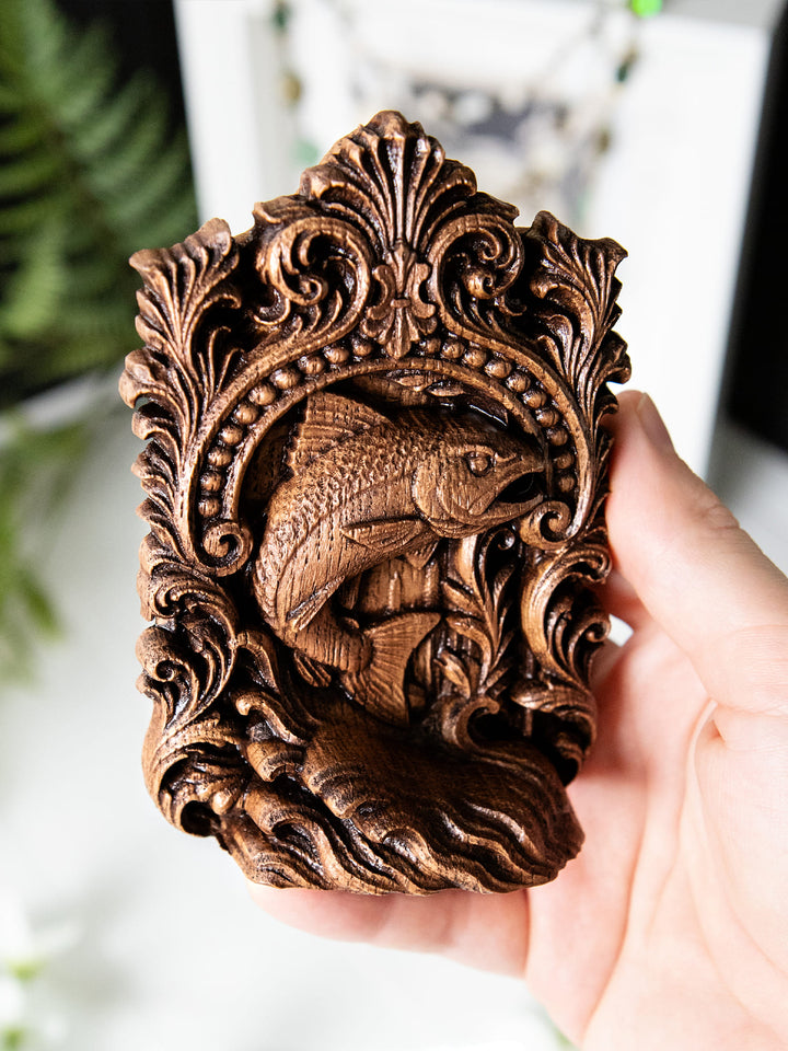 Salmon Totem Statue – Wooden Fish & Salmon Spirit Figurine