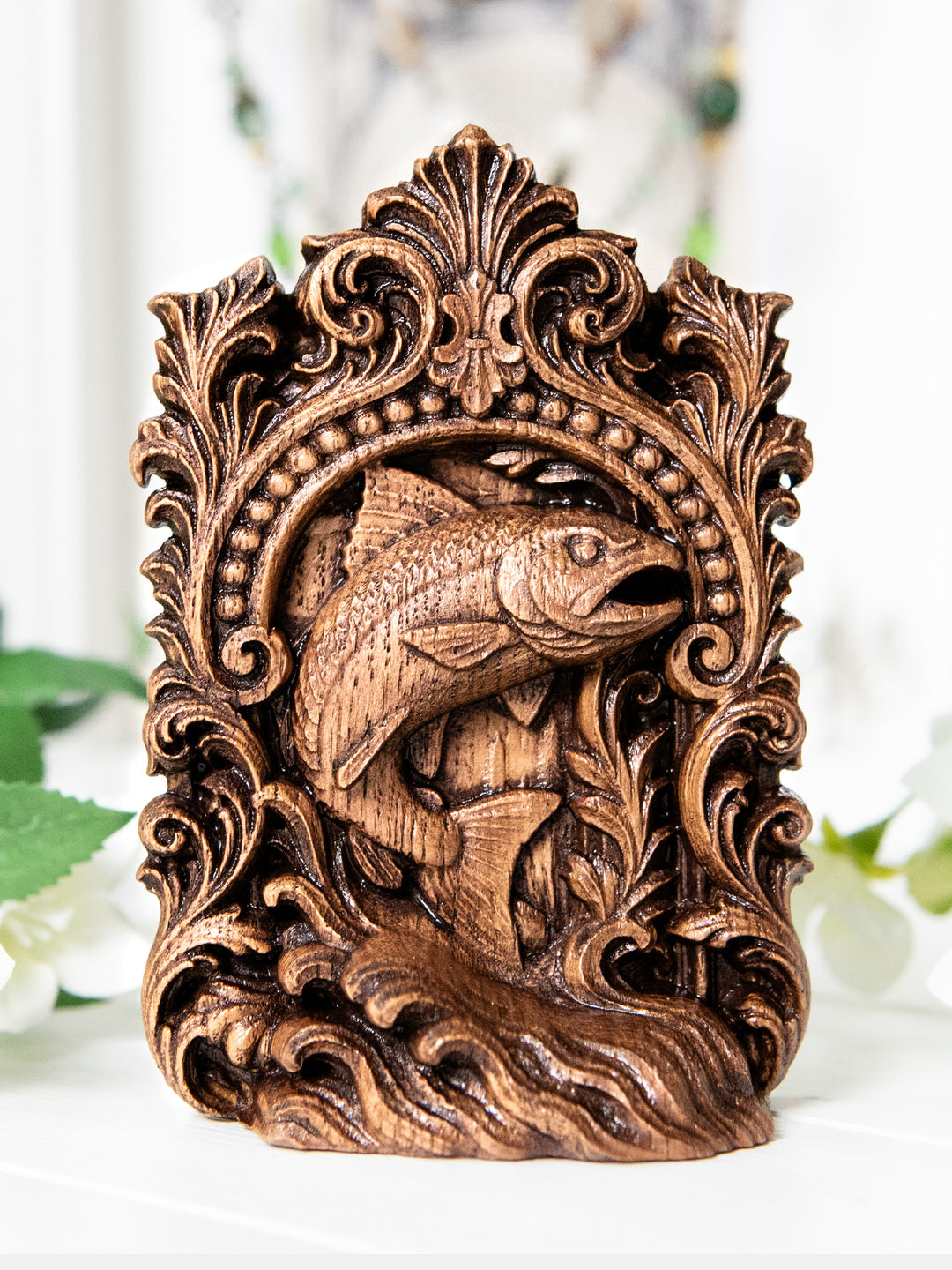 Salmon Totem Statue – Wooden Fish & Salmon Spirit Figurine