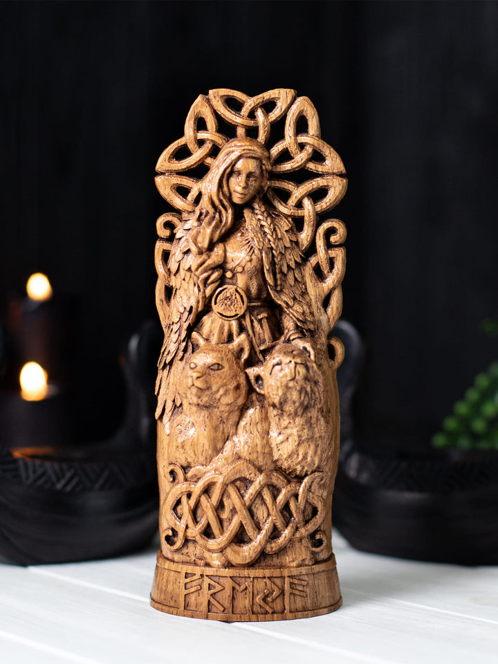 Freya, Norse Goddess | Wooden statue for Pagan Altar kit
