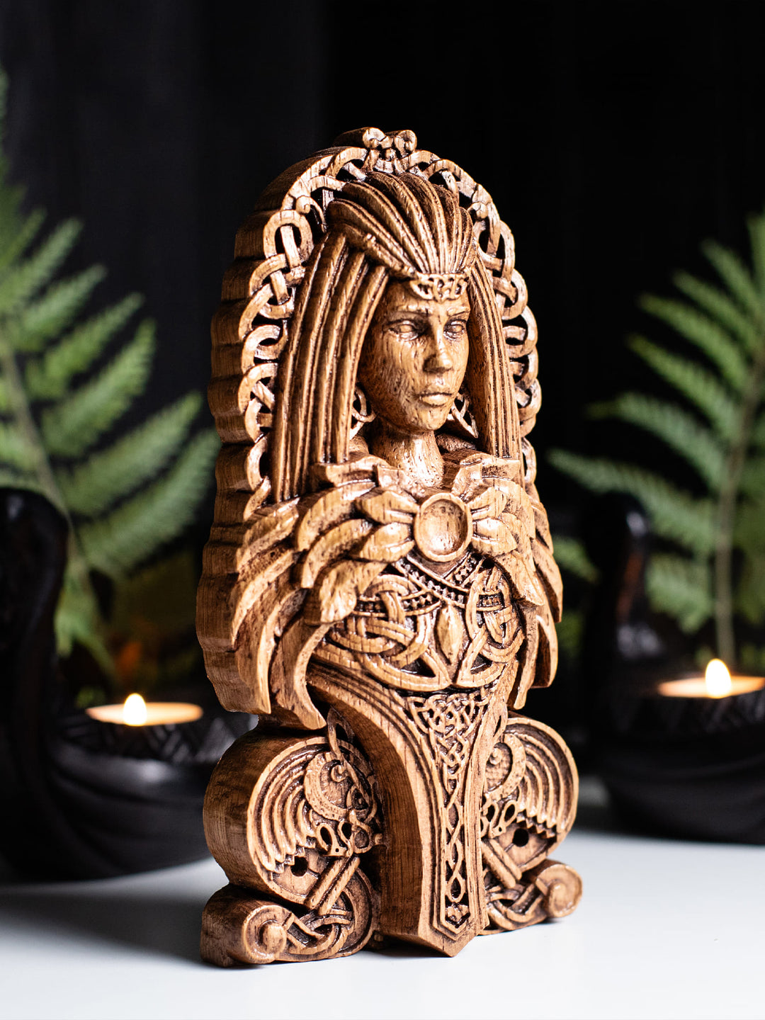 Freya Bust - Norse Goddess of Love with Cats and Necklace