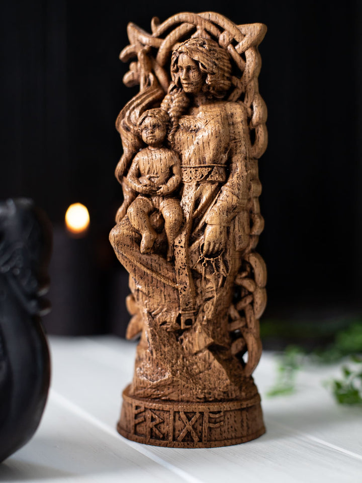 Frigga, Norse Goddess, Wooden statue, for Pagan Altar kit