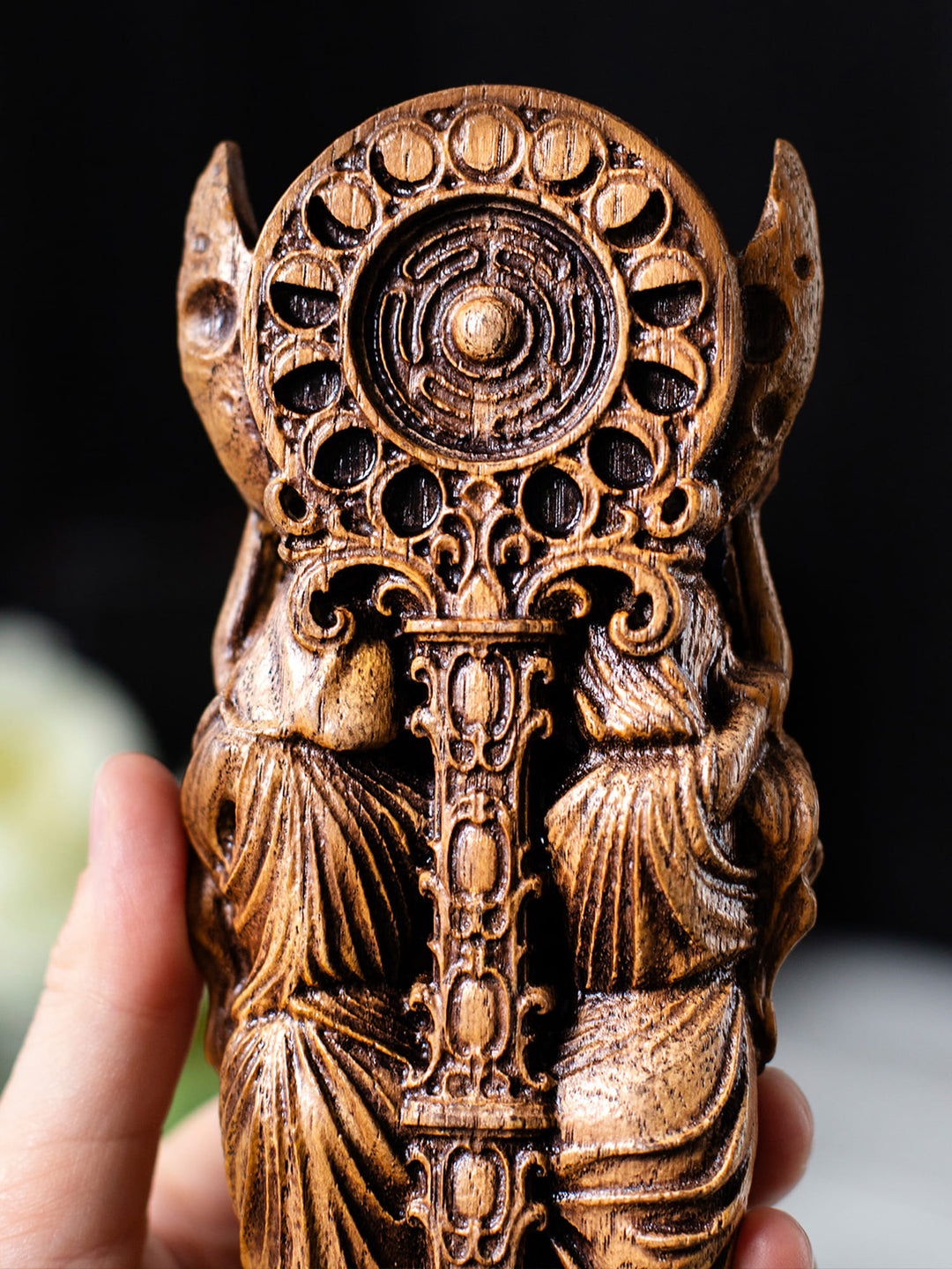 Hecate Statue – Triple Goddess of Crossroads & Moon Phases