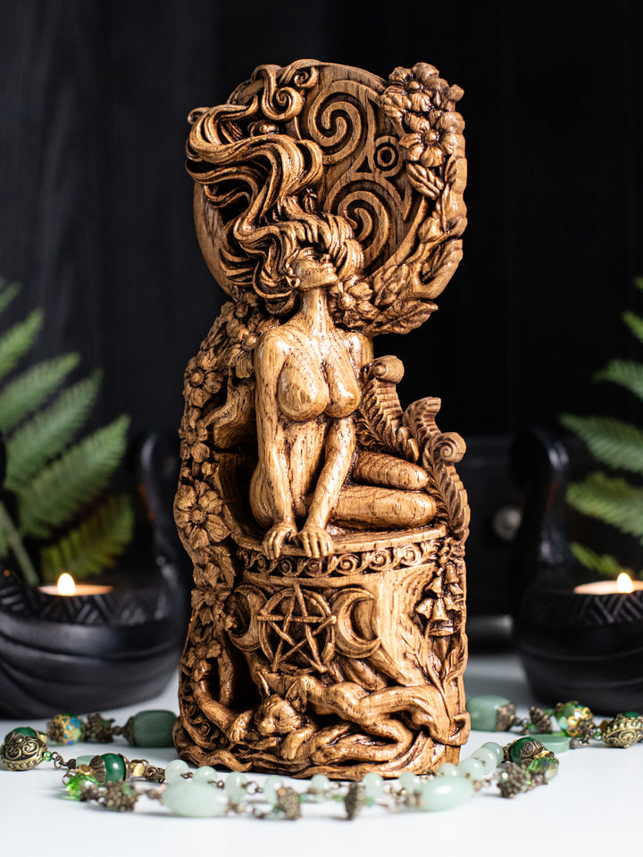 Moon Goddess Figurine - Wiccan Altar Symbol with Triple Moon