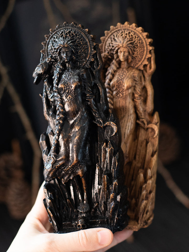 Morana Statuette - Slavic Goddess of Death with Skull and Raven