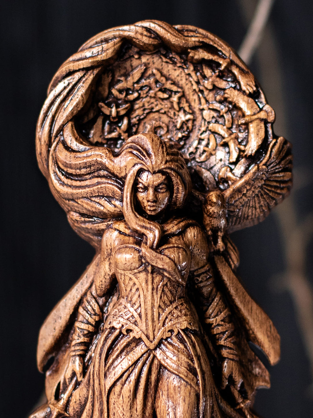 Morrigan Statue – The Morrigan Celtic Raven Goddess Figurine