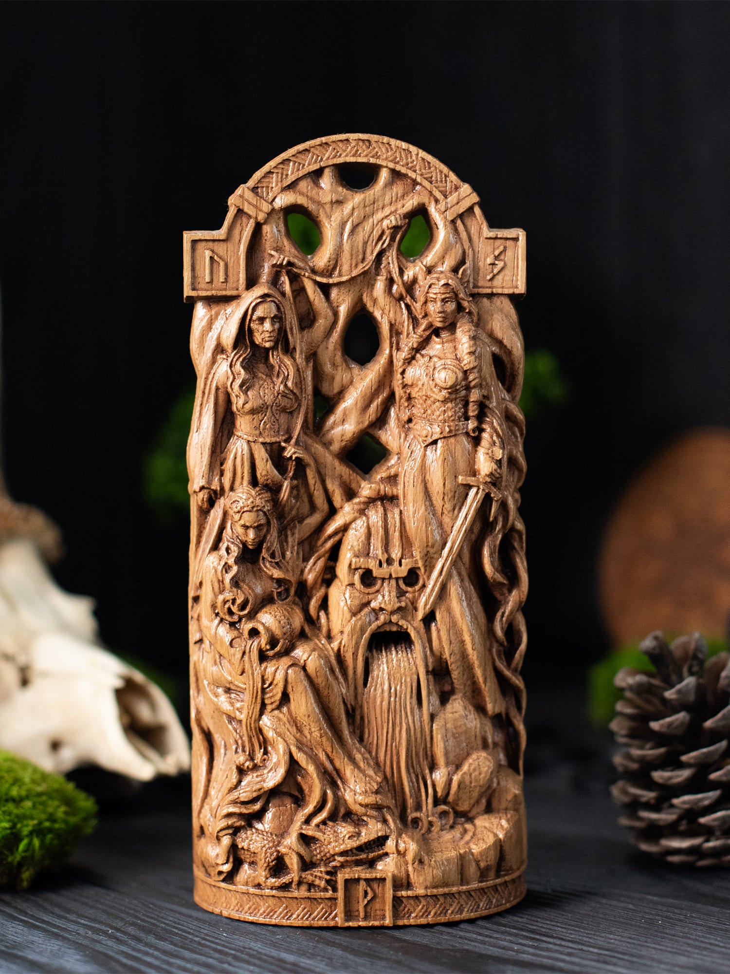 Norn Statue - Norse Fate Weavers at Yggdrasil's Roots – Blagowood