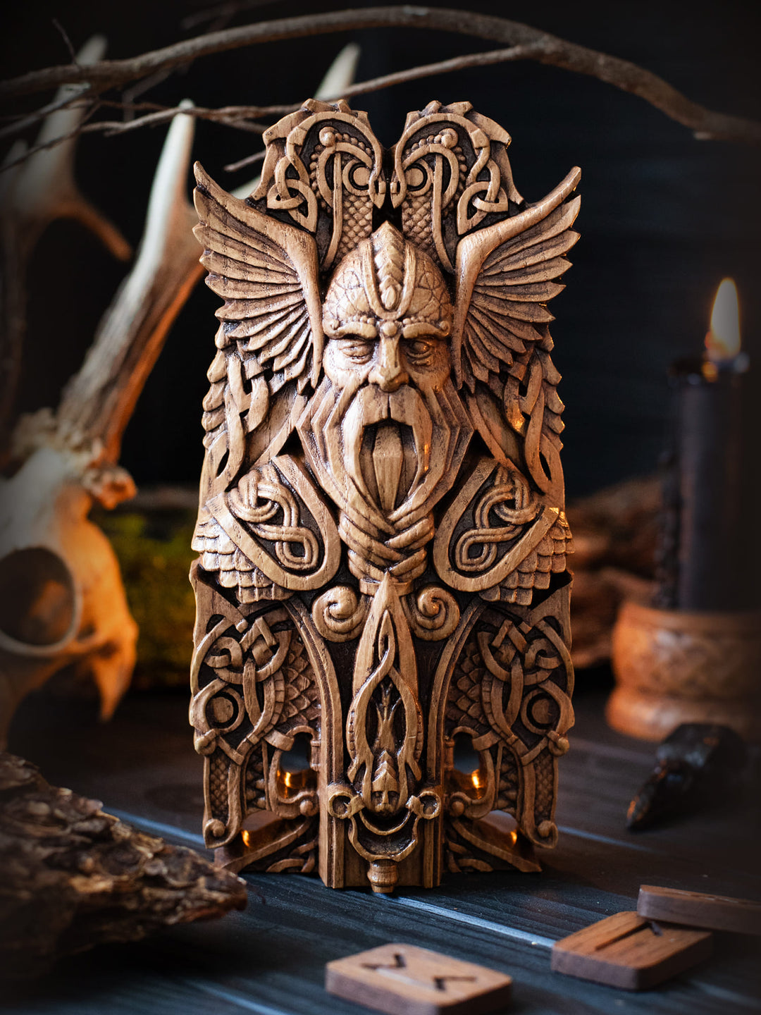 Full view of the Odin bust from the front, highlighting its dimensions and intricate design featuring the spear, ravens, and wolves.