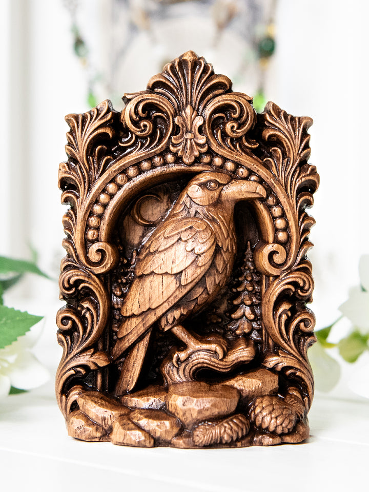 Raven Totem Statue – Crow Spirit Wooden Raven Figurine