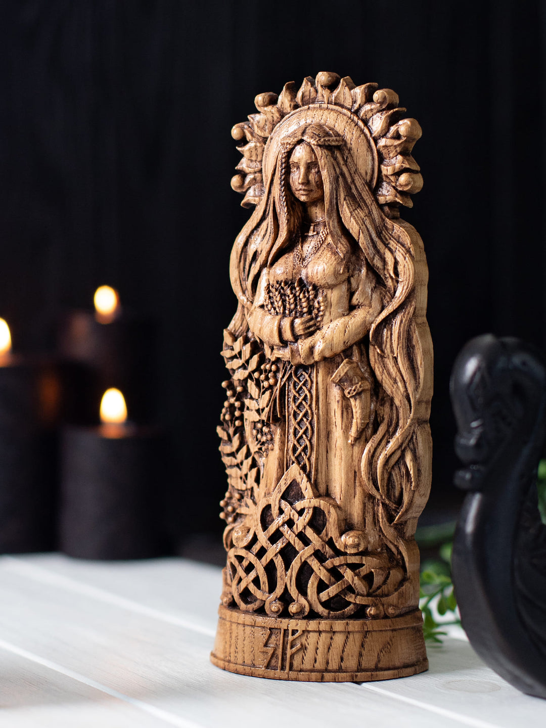 Sif Statuette - Norse Goddess with Flowing Hair and Sun