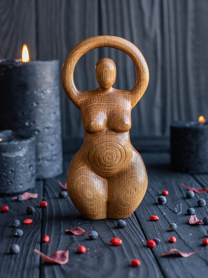 Spiral Goddess Wooden Figurine: Minimalist Elegance