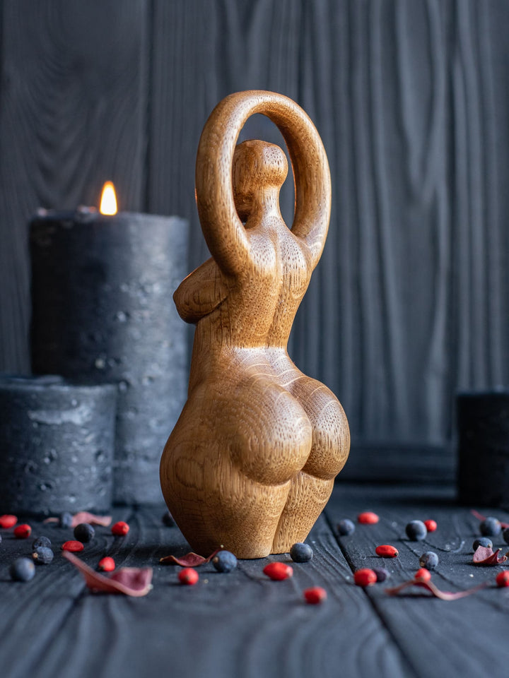 Spiral Goddess Wooden Figurine: Minimalist Elegance