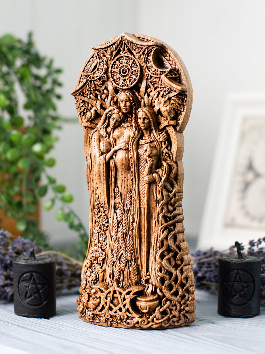 Triple Goddess Statue - Symbol of Feminine Power
