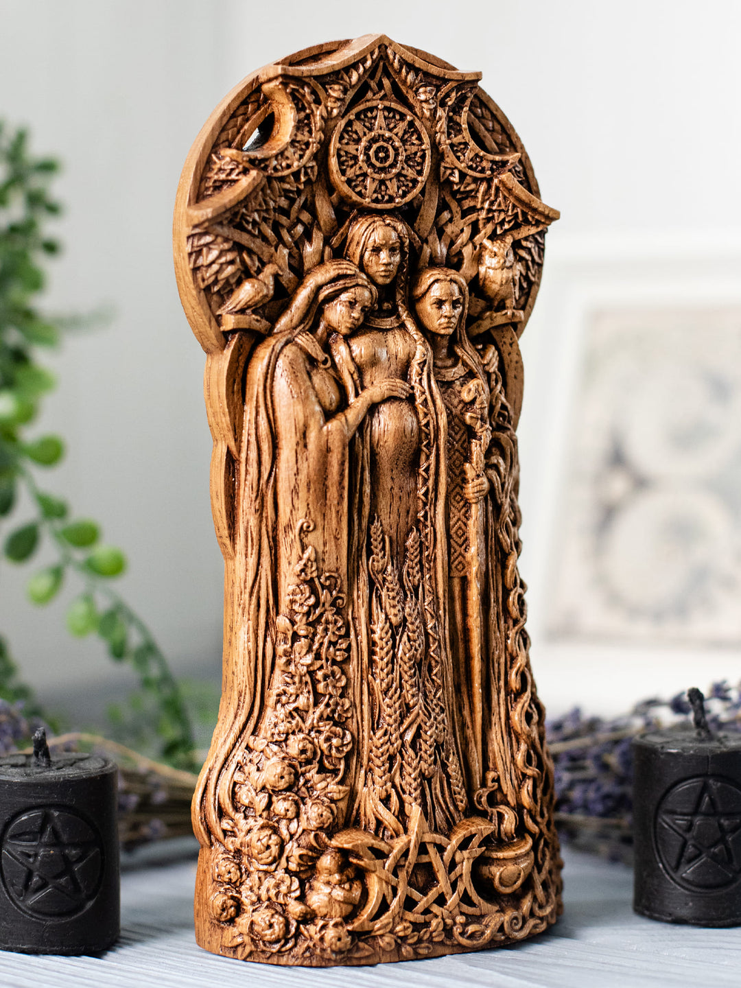 Triple Goddess Statue - Symbol of Feminine Power