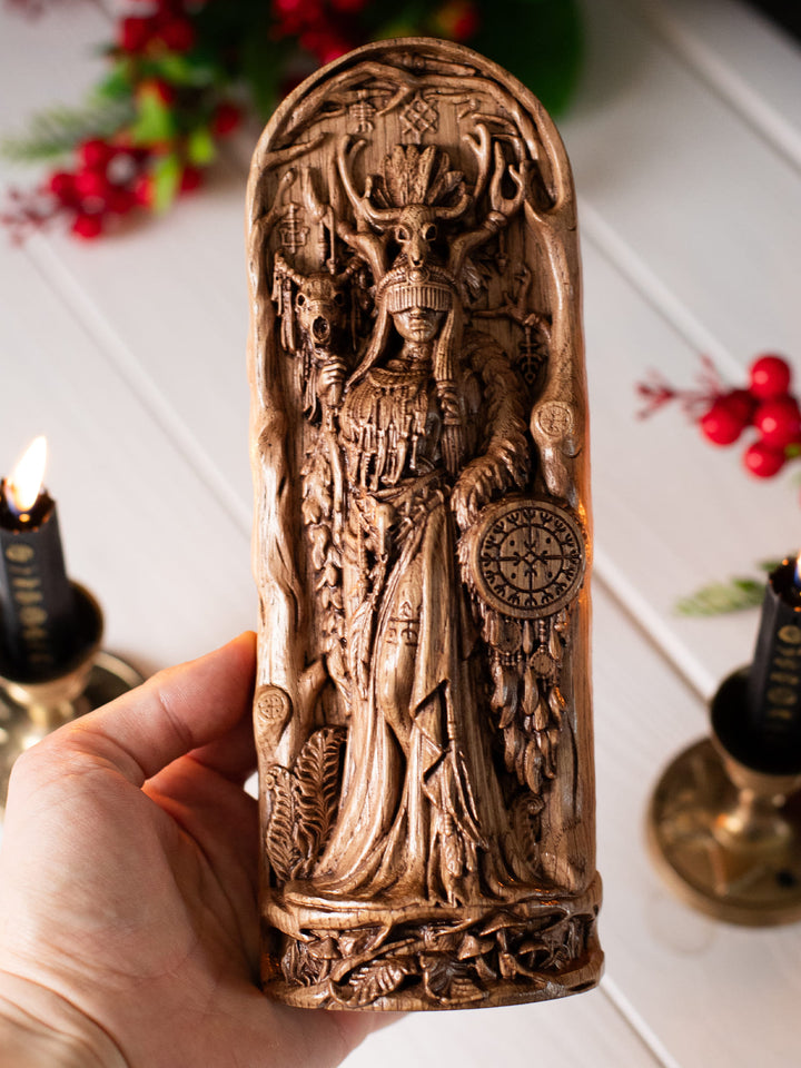 Volva Seidr Seeress | Altar Skull Shaman Viking Statue | Blagowood
