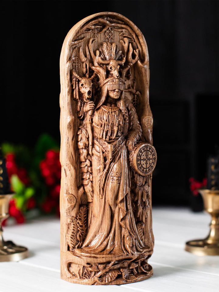 Volva Seidr Seeress | Altar Skull Shaman Viking Statue | Blagowood